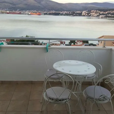 Apartman Tomislav شقة