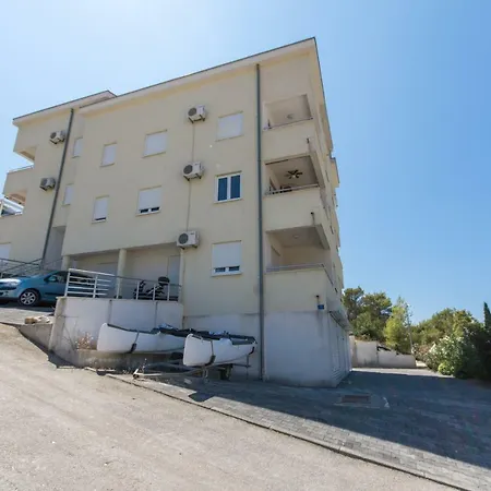 Apartman Tomislav Apartment