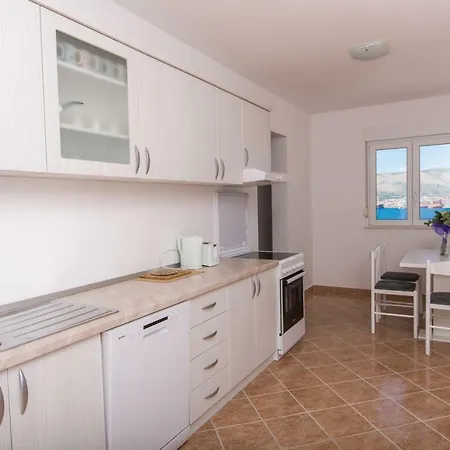 Apartment Apartman Tomislav Trogir