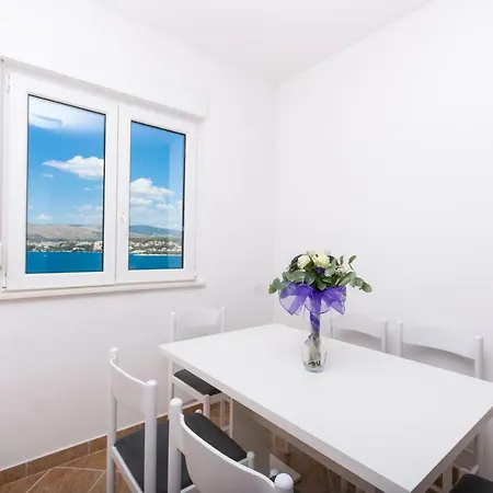 Apartman Tomislav Apartment *